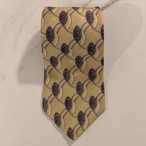 Arrow Carriage Trade Men Neck Tie Yellow 100% Imported Silk Preppy Contemporary